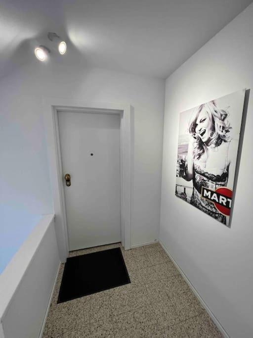 Charmant Appartement Au Look Design Mons Esterno foto